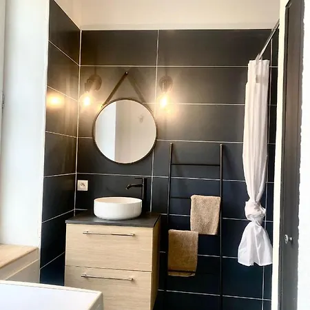 *chic & Basic T3* Place Carnot Carcassone